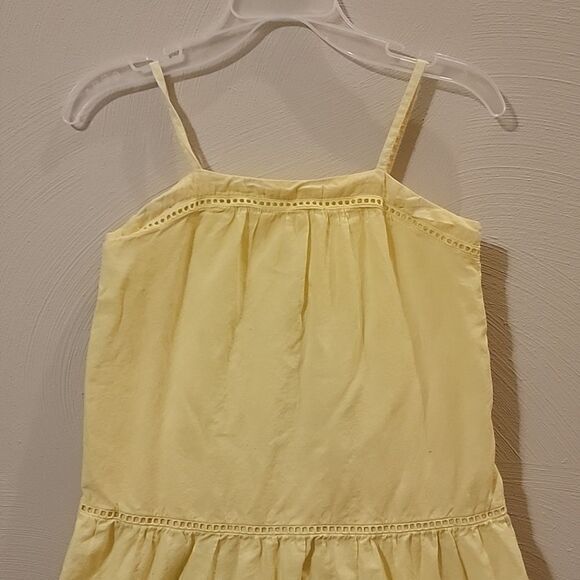 GIRL'S GAP YELLOW SUNDRESS WITH FLORAL EMBROIDERY ON SCALLOPED HEM, SIZE 5 - Picture 2 of 9